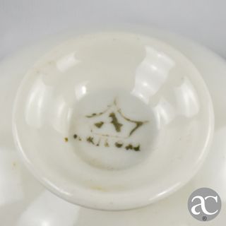 Conjunto Taça, Chávena Café, Pires e Solitário