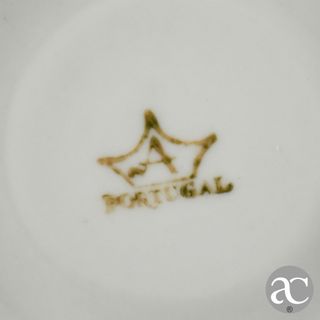 Conjunto Taça, Chávena Café, Pires e Solitário