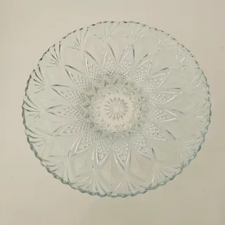 Plato de cristal tallado