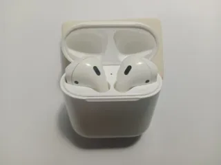 Airpods 2da Generación Apple Blancos