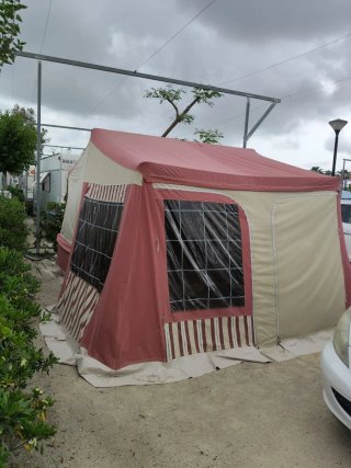 Carro tienda Inesca 2 habitaciones avance