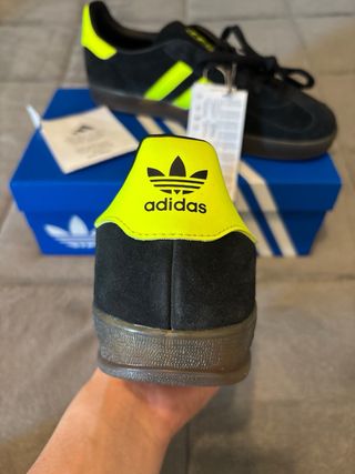 Adidas Gazelle Indoor Talla 44 Negro/Amarillo