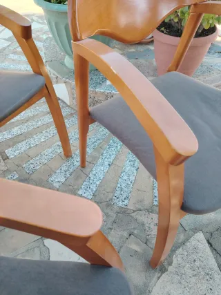 Juego de 3 sillas de madera