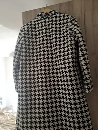 Gabardina Rombos Blanco y Negro