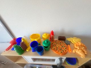 Cocina infantil Ikea con accesorios