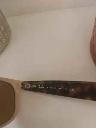 Gafas de sol Ray-Ban Beige y Marrón (originales)