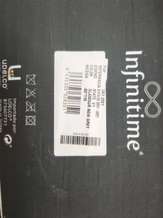 Alfombras grises negras y blancas de poliéster