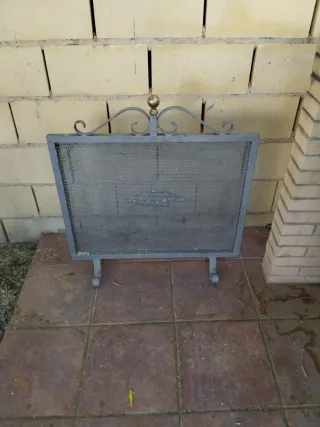 Protector chimenea hierro forjado