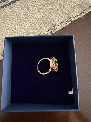 Anillo fantasía dorado con diseño