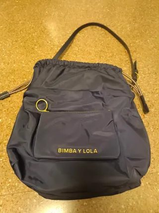 Bolso BIMBA Y LOLA azul.