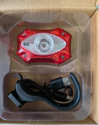 Luz trasera recargable USB RAYPAL