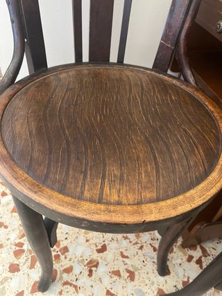 sillas antiguas de madera