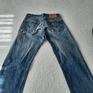 Levi's 501 Jeans, rotos y retro