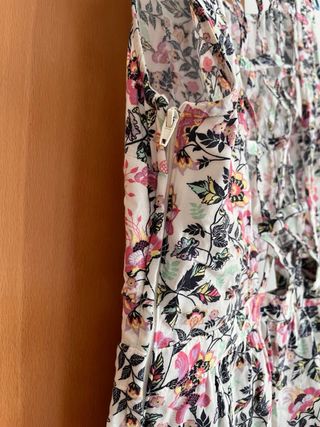Vestido H&M flores blanco y multicolor