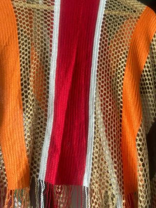 Echarpe de punto multicolor con flecos