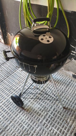Barbacoa Weber Original Kettle Premium Negra 57cm