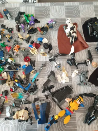Lote de Lego Figuras y Piezas Varias