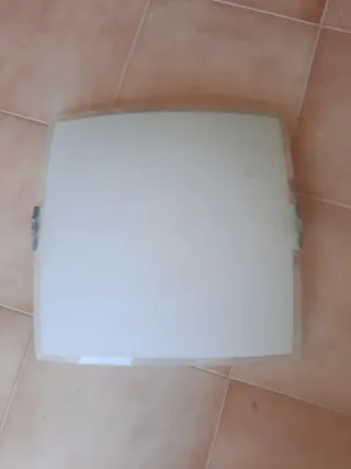 Lámpara de techo cristal y plástico