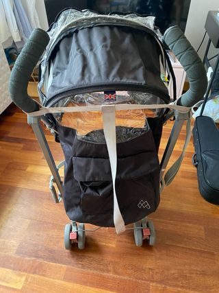 Silla de paseo Maclaren negra y gris