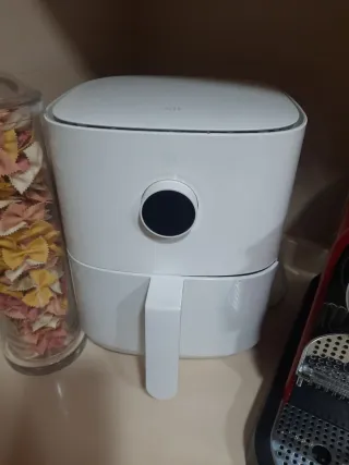Freidora de aire blanca