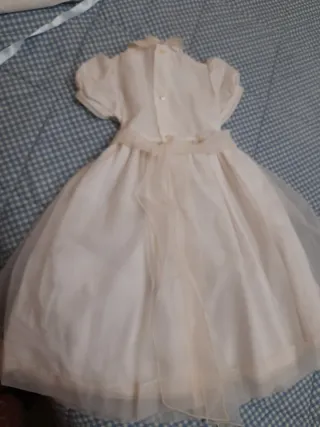 Vestido y faldón de cristianar