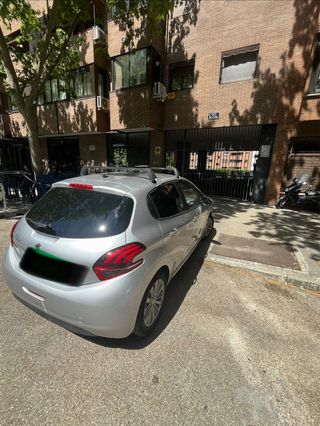 Peugeot 208 Style 1.2 PureTech 82cv 90.000KM