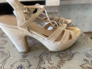Sandalias de verano doradas color Beige