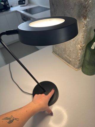 Lámpara LED Escritorio/Tocador Negra