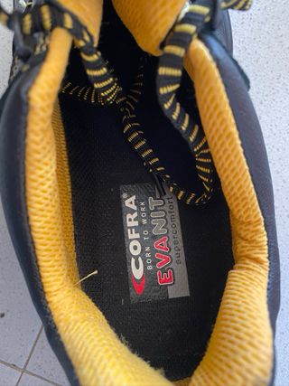 Scarpe antinfortunistiche Cofra nere
