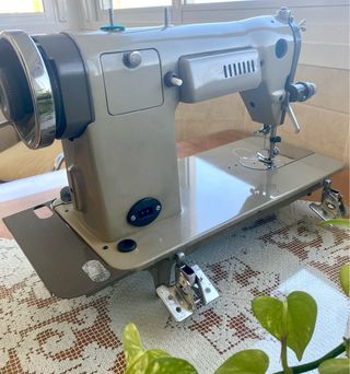 Máquina de coser Alfa vintage original metálica –