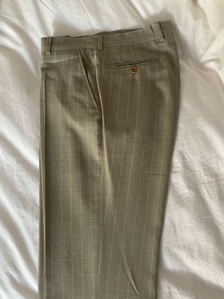 Traje de hombre beige raya diplomática Talla EU 48