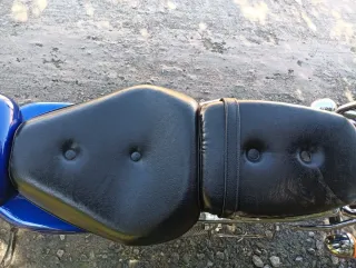 Suzuki Marauder 250 Custom Azul