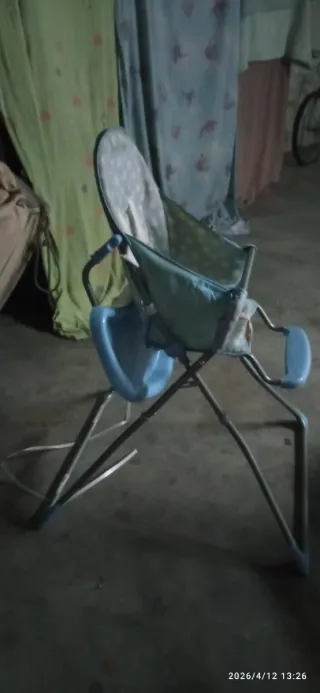 Trona para bebé azul con estrellas