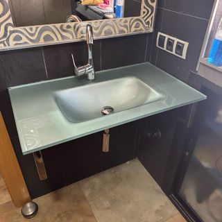 Conjunto de baño cristal espejo y lavabo