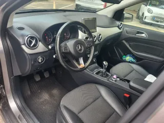 Mercedes-Benz Clase B 200