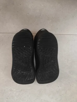 Botas barefoot altas negras Hobbibear