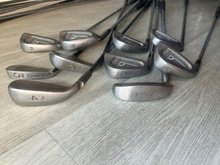Bolsa de golf con palos TaylorMade, Callaway, Mizu