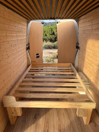 Furgoneta Opel Movano camperizada