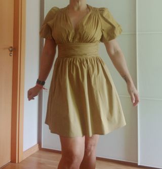 Vestido manga abullonada