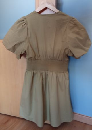 Vestido manga abullonada