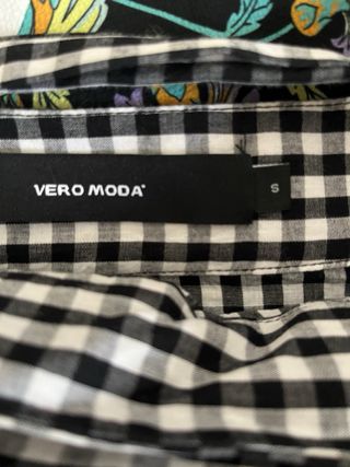 Falda cuadros vichy volante
