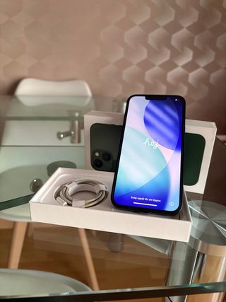 iPhone 13 Verde