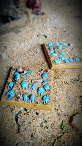 Enjambre Funerario (hecho a mano)
