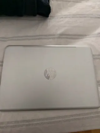 HP ENVY 13-d000ns Argento, caricabatterie mancante