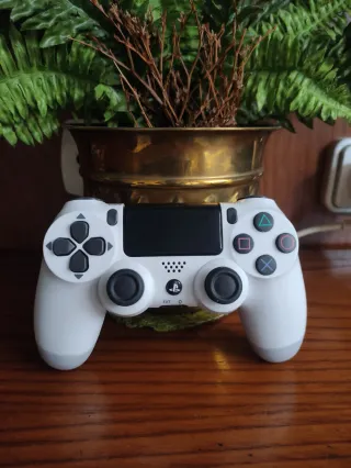 NUEVO MANDO DE PLAY STATION 4 BLANCO