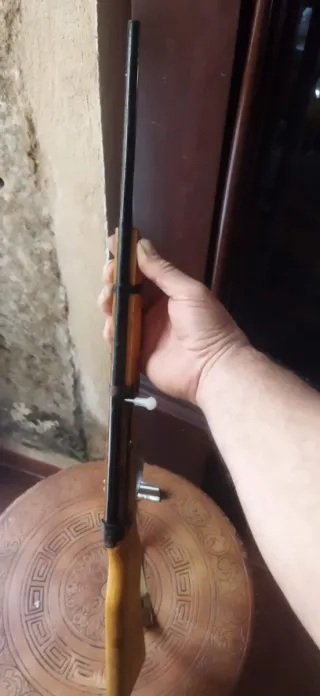 Escopeta de juguete antigua