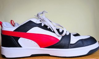 Zapatillas Puma Negras, Rojas y Blancas
