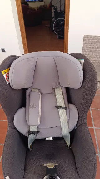 Silla de coche GB para bebé