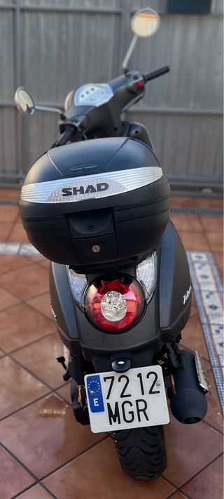 Scooter Keeway Zahara 125cc Negro Grafito
