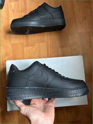 Nike Air Force 1 Talla 40 Negras Totalmente Nuevas